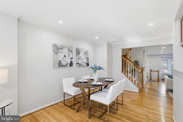 1472 PARK GARDEN LN, Reston, VA 20194