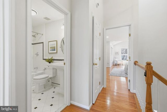 1472 PARK GARDEN LN, Reston, VA 20194