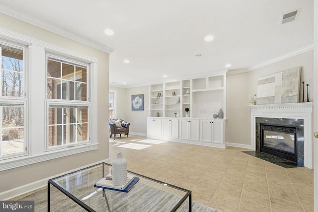 1472 PARK GARDEN LN, Reston, VA 20194