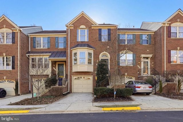 1472 PARK GARDEN LN, Reston, VA 20194