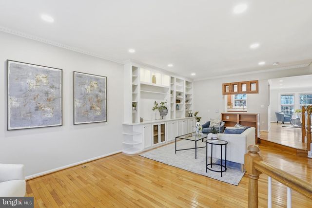 1472 PARK GARDEN LN, Reston, VA 20194