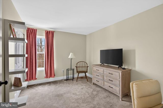 1219 WINTERTHUR LN, Quakertown, PA 18951