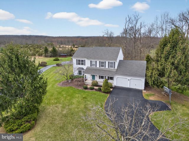 1219 WINTERTHUR LN, Quakertown, PA 18951
