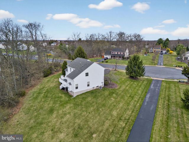 1219 WINTERTHUR LN, Quakertown, PA 18951