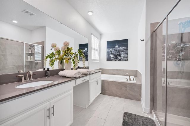 1053 LEADER STREET, Davenport, FL 33896