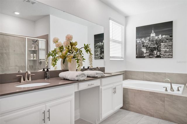 1053 LEADER STREET, Davenport, FL 33896