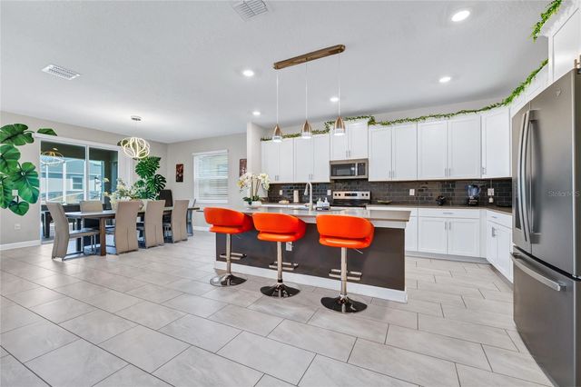 1053 LEADER STREET, Davenport, FL 33896