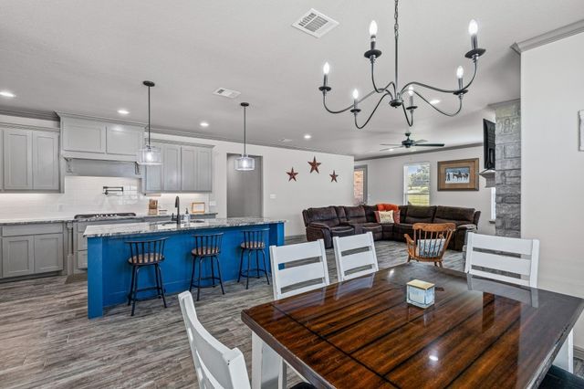 157 Crenshaw Court, Stephenville, TX 76401