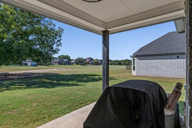 157 Crenshaw Court, Stephenville, TX 76401