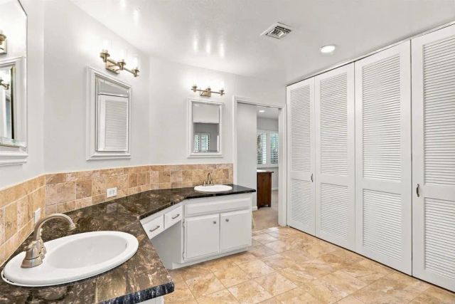 3056 Overhill Drive, Vista, CA 92084