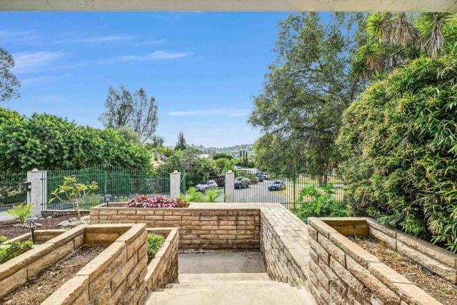3056 Overhill Drive, Vista, CA 92084