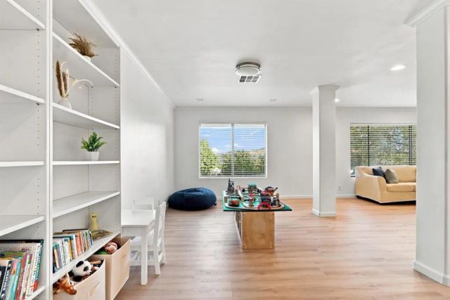 3056 Overhill Drive, Vista, CA 92084