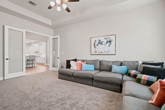 10211 Cove Court, Iowa Colony, TX 77583