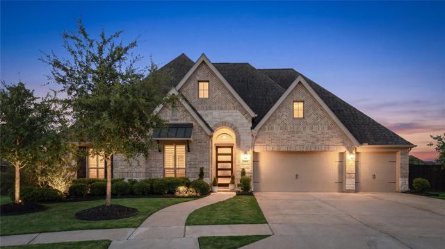 10211 Cove Court, Iowa Colony, TX 77583