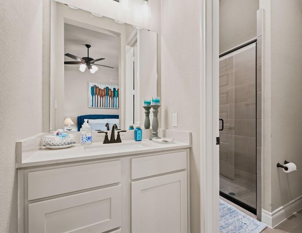10211 Cove Court, Iowa Colony, TX 77583