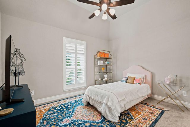 10211 Cove Court, Iowa Colony, TX 77583