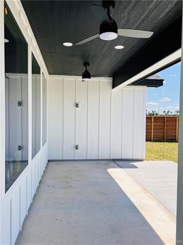 1027 Broken Arrow Drive, Alamo, TX 78516