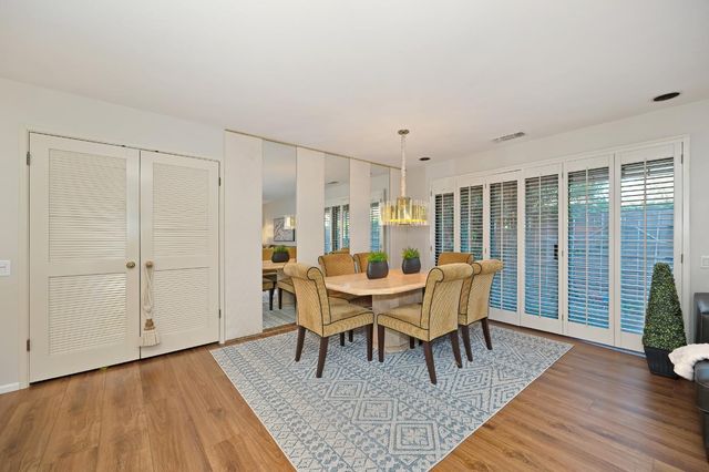 1954 D O Mills Ct, Gold River, CA 95670