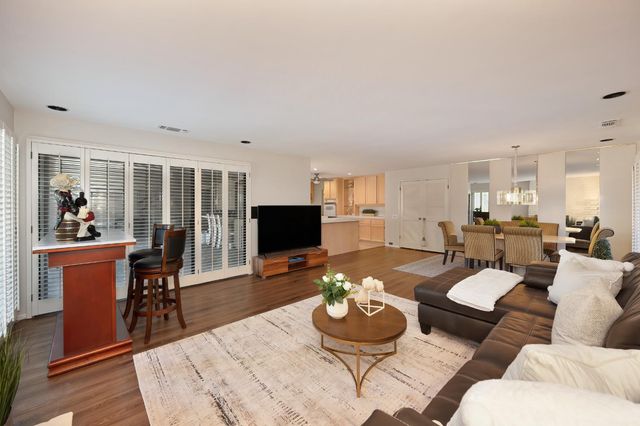 1954 D O Mills Ct, Gold River, CA 95670