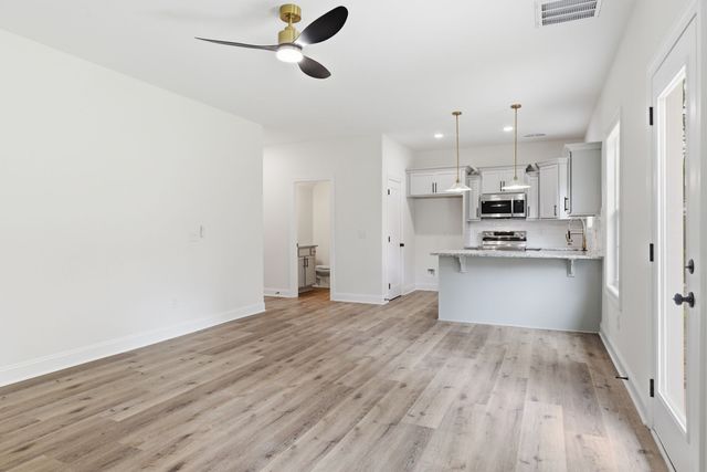 257 Spring St, La Vergne, TN 37086