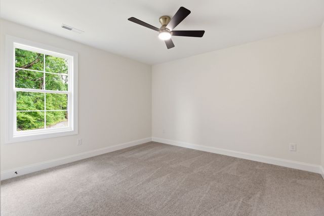 257 Spring St, La Vergne, TN 37086