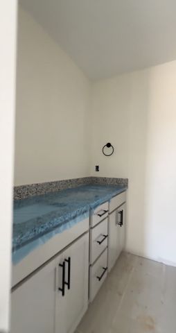 257 Spring St, La Vergne, TN 37086