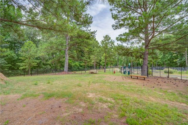 165 Kerr Drive, Hoschton, GA 30548