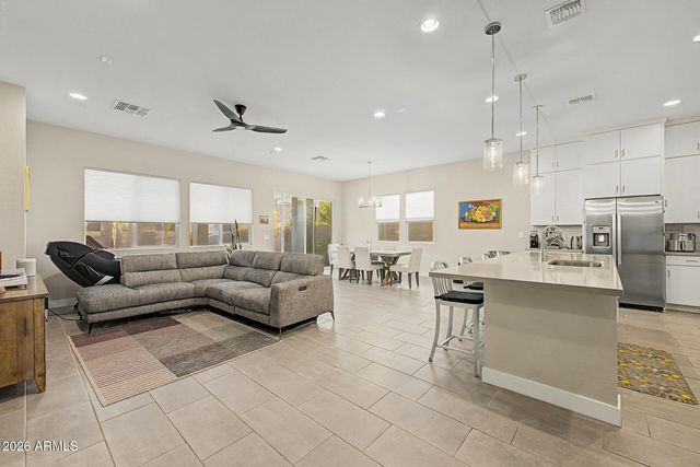 3131 E ALICIA Drive, Phoenix, AZ 85042