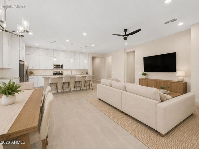 3131 E ALICIA Drive, Phoenix, AZ 85042