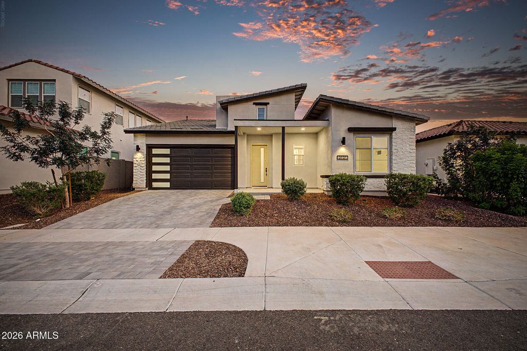 3131 E ALICIA Drive, Phoenix, AZ 85042