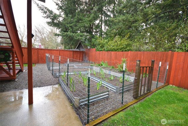 15826 104th Ave SE, Yelm, WA 98597