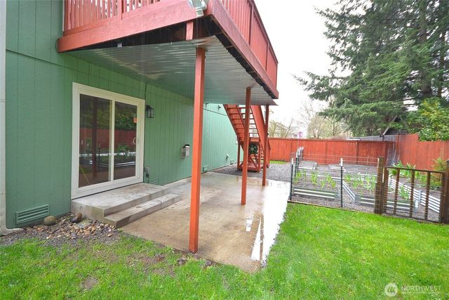 15826 104th Ave SE, Yelm, WA 98597