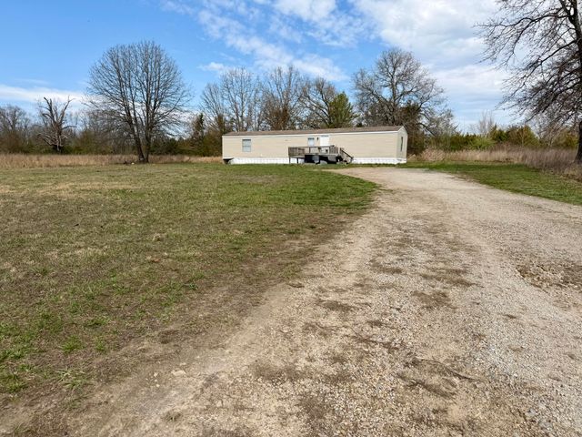 5361 Private Road 1262, West Plains, MO 65775