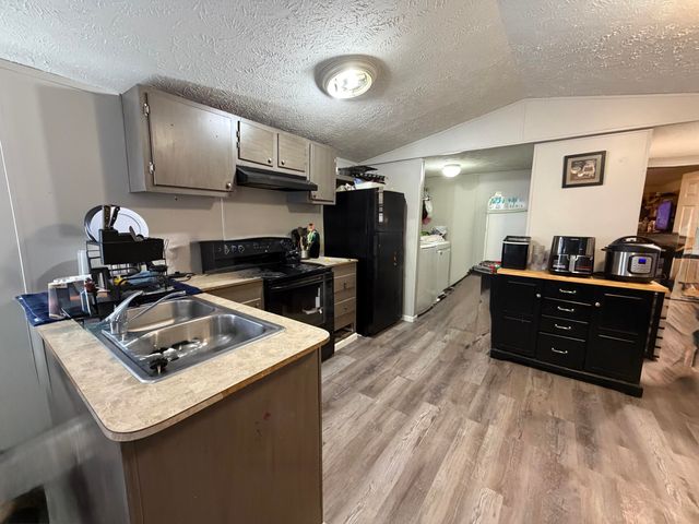 5361 Private Road 1262, West Plains, MO 65775