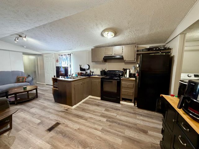 5361 Private Road 1262, West Plains, MO 65775