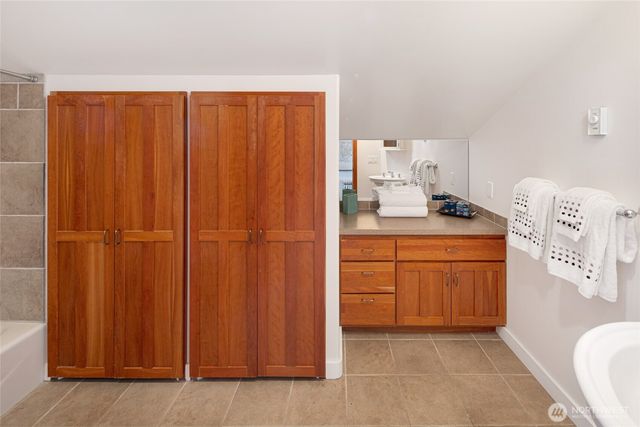 571 Golf Course Road, Friday Harbor, WA 98250