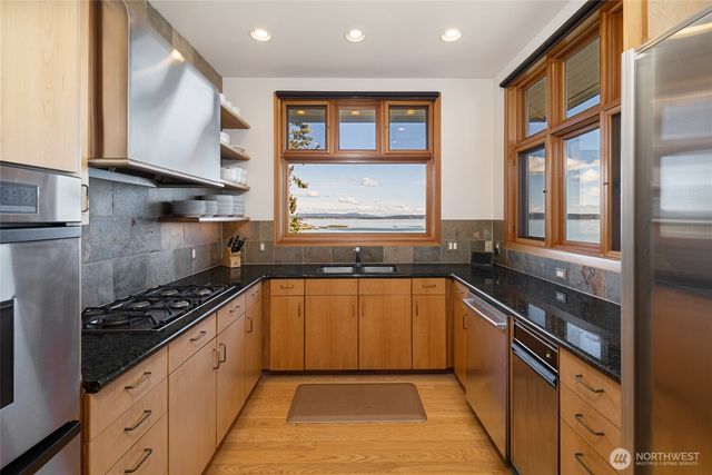 571 Golf Course Road, Friday Harbor, WA 98250