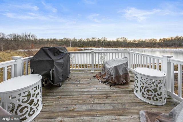 41 TURIN WAY, Mount Laurel, NJ 08054