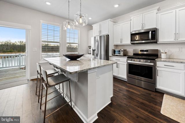 41 TURIN WAY, Mount Laurel, NJ 08054