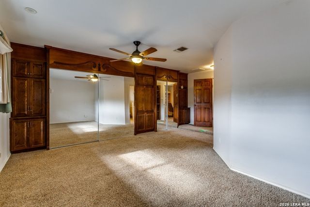 212 KENDALL OAKS DR, Boerne, TX 78006