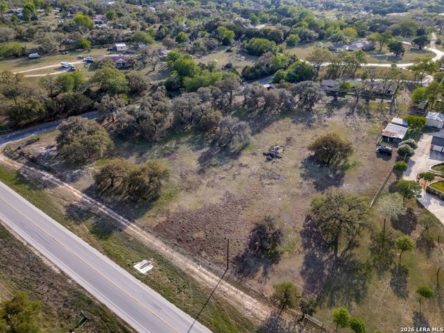 212 KENDALL OAKS DR, Boerne, TX 78006