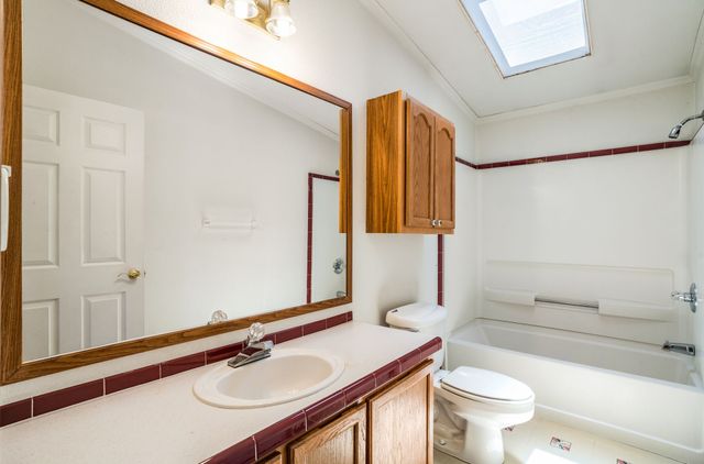 31 Camino Largo, Santa Fe, NM 87507