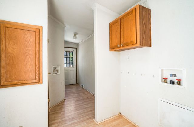 31 Camino Largo, Santa Fe, NM 87507