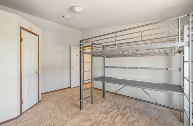 31 Camino Largo, Santa Fe, NM 87507