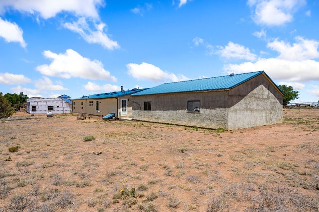 31 Camino Largo, Santa Fe, NM 87507