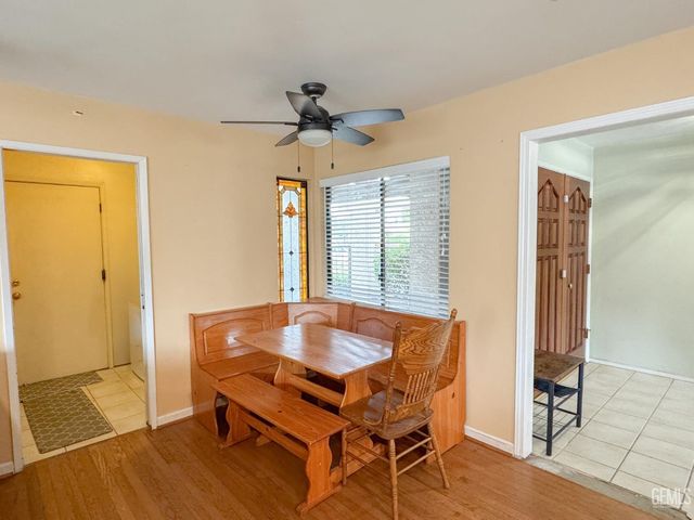 7005 Lacoste Lane, Bakersfield, CA 93309