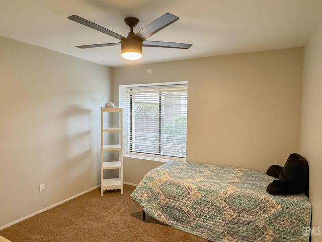 7005 Lacoste Lane, Bakersfield, CA 93309