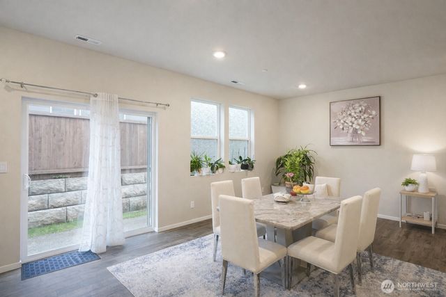 10623 SE 265th Place, Kent, WA 98030