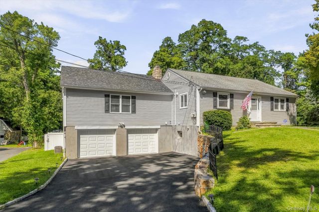 624 Mt View Road, Peekskill, NY 10566