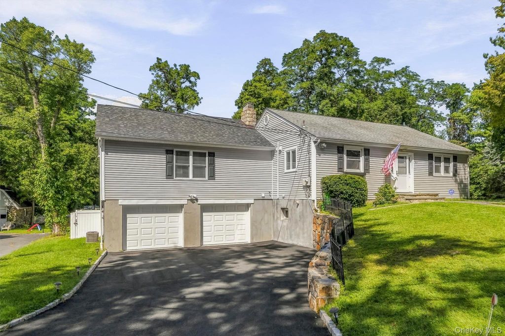 624 Mt View Road, Peekskill, NY 10566 — photo 2